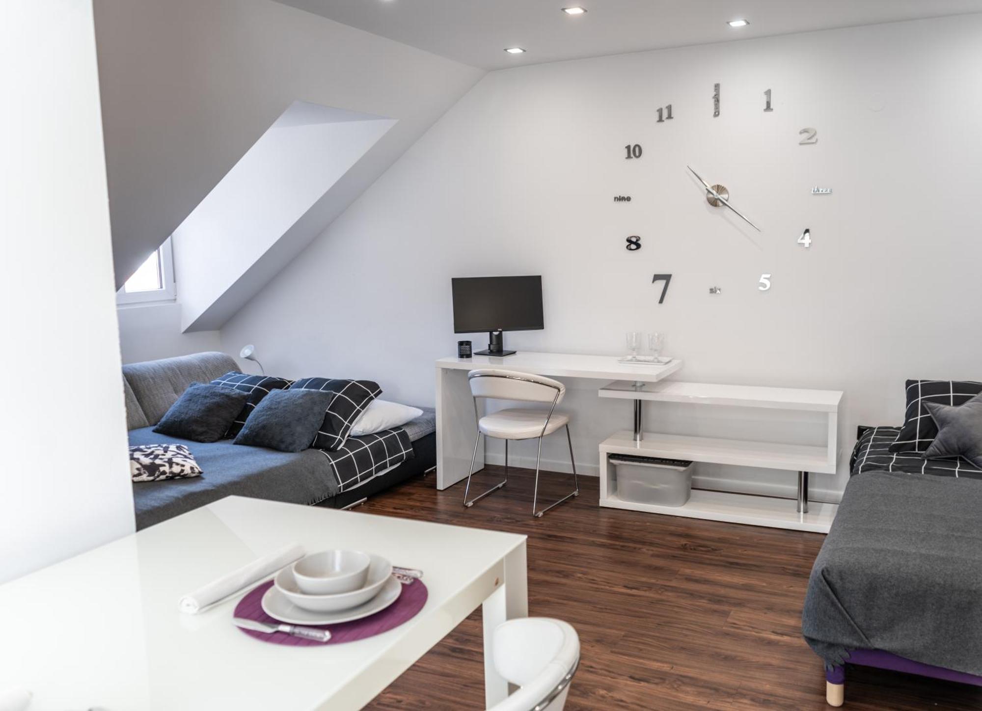 Celje Center Apartment ภายนอก รูปภาพ